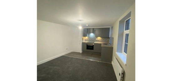 Flat to rent in Silver Street, Wakefield WF1