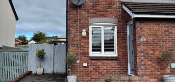 2 bed semi-detached house to rent