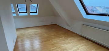 Ruhige und zentrale Wohnung in Oberndorf
