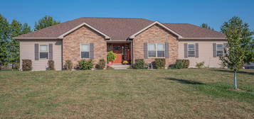 693 Lida St, Huntsville, MO 65259