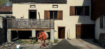 Maison ancienne rénovée à louer