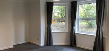 2 bed flat to rent