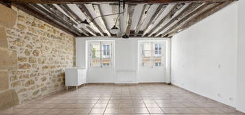 4557 - Location Appartement - 1 pièces - 41 m² - Paris (75) - Saint-Paul