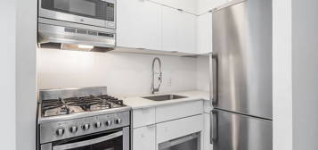 117 E 7th St APT C, New York, NY 10009