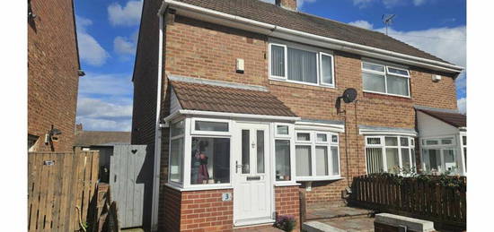 2 bedroom semi-detached house for sale