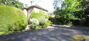 3 bed detached house to rent