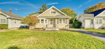 146 Hartsdale Rd, Rochester, NY 14622