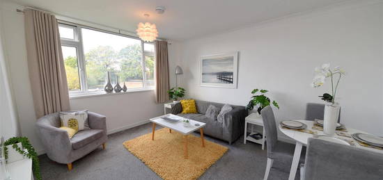 Flat for sale in Savoy Close, Harborne, Birmingham B32