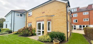 Flat for sale in Knights Lodge, North Close, Lymington, Hampshire SO41