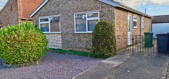 2 bed detached bungalow to rent