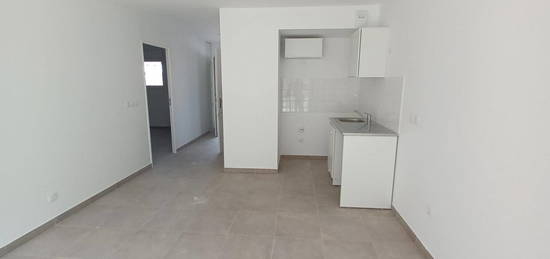 Appartement  à louer, 2 pièces, 1 chambre, 42 m²