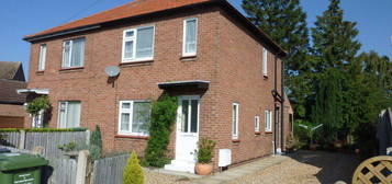 Terraced house to rent in Suffolk Road, King's Lynn PE30