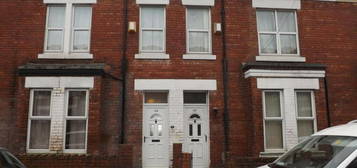 4 bedroom terraced house