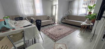 ARZU EMLAKTAN SATILIK 90M2 2+1 BALKONLU ARA KAT DAİRE