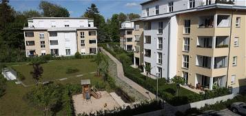 Familienfreundliche  4-Zimmer-Neubauwohnung am Straussee mit Balkon