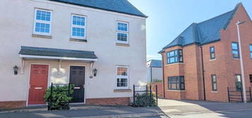 2 bedroom semi-detached house for sale