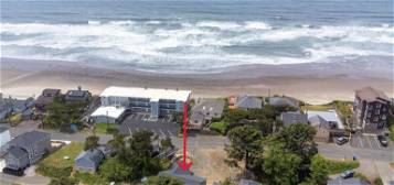 3112 SW Anchor Ave, Lincoln City, OR 97367