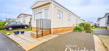 Mobile/park home for sale in Creek Road, Canvey Island SS8