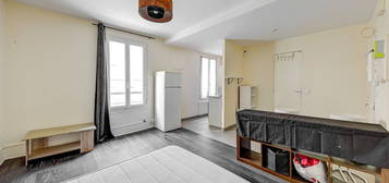 Studio  à vendre, 1 pièce, 24 m², Étage 2/2