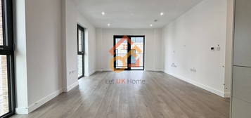 2 bed flat to rent