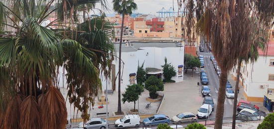 Piso en venta en Avenida Virgen del Carmen, La Reconquista - El Rosario