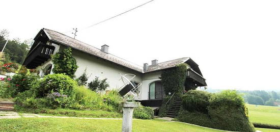 gepflegtes Landhaus in Eidenberg mit herrlicher Aussicht