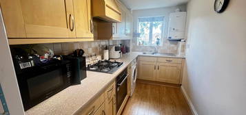 2 bed flat to rent