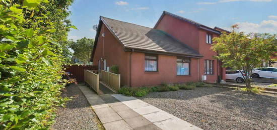 2 bedroom semi-detached bungalow for sale