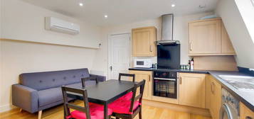 Flat to rent in 387 Camden Road, Islington, London N7