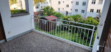 2-Zimmer-Wohnung | Balkon | TG-Stellplatz | Zentral | Ruhig