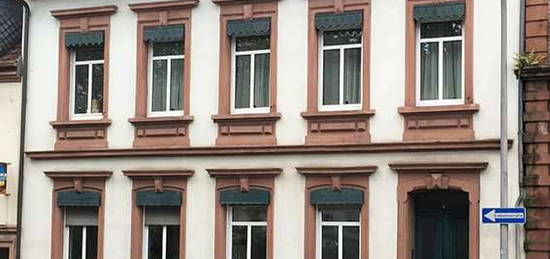 Gepflegte 3-Zimmer-Wohnung mit Einbauküche und Balkon in Pirmasens