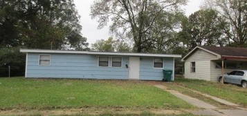 3402 Jonquil St, Pine Bluff, AR 71603