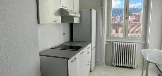 Location appartement 3 pièces 62 m²