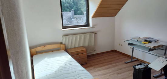 !!2er WG für männliche Studenten 420€ für 60m²!!