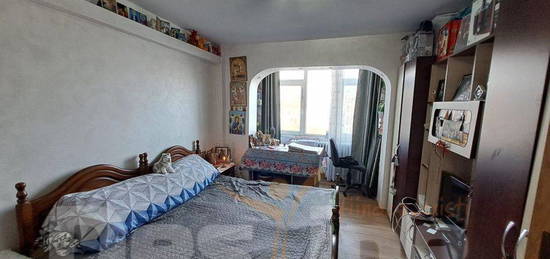 Apartament 2 camere, decomandat, Alexandru Cel Bun