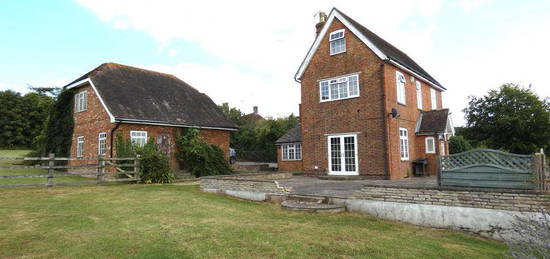 4 bedroom detached house to rent