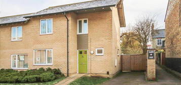 2 bedroom semi-detached house to rent