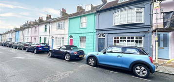 2 bedroom terraced house