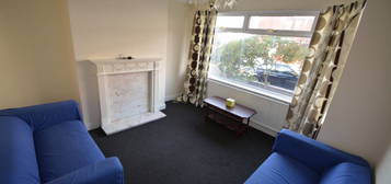 3 bed shared accommodation to rent