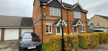 2 bedroom semi-detached house for sale