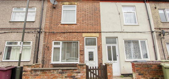 Terraced house to rent in Selwyn Street, Bolsover, Chesterfield S44