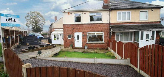 3 bedroom semi-detached house for sale