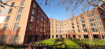 Flat to rent in St. Lukes Road, Birmingham B5