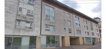 2 bed flat to rent