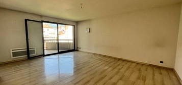 Appartement  à vendre, 3 pièces, 2 chambres, 87 m²