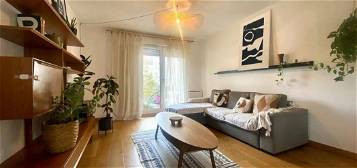 Appartement meublé  à louer, 3 pièces, 2 chambres, 68 m²
