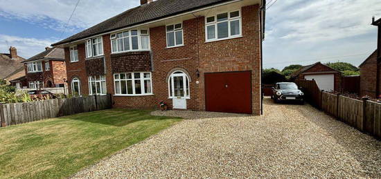 4 bedroom semi-detached house for sale