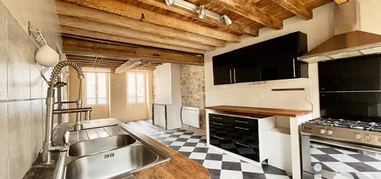 Maison de village 2 étages  à vendre, 6 pièces, 4 chambres, 154 m²