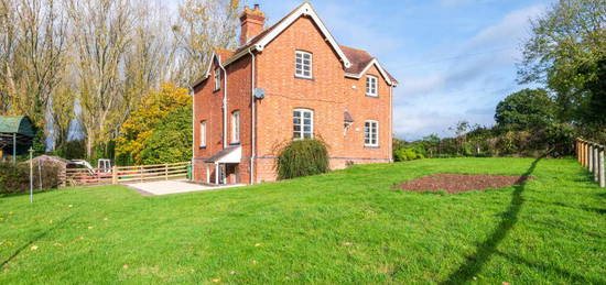 3 bedroom detached house