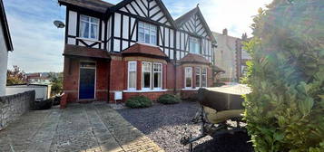 4 bed semi-detached house for sale